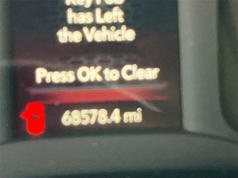 Used 2023 RAM 2500 Tradesman w/ Chrome Appearance Group image 12