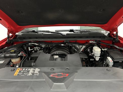 Used 2018 Chevrolet Silverado 1500 LT w/ All Star Edition image 38