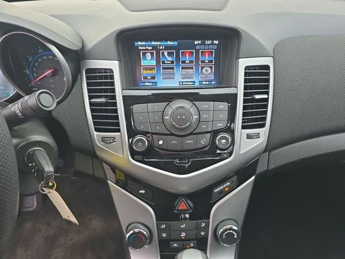 Certified 2015 Chevrolet Cruze LT image 14
