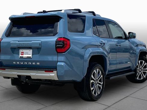 Used 2025 Toyota 4Runner Limited AWD/4WD image 13
