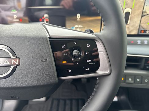 New 2026 Nissan Leaf Platinum+ image 16