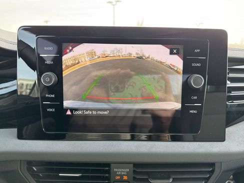 New 2026 Volkswagen Jetta SE FWD image 17