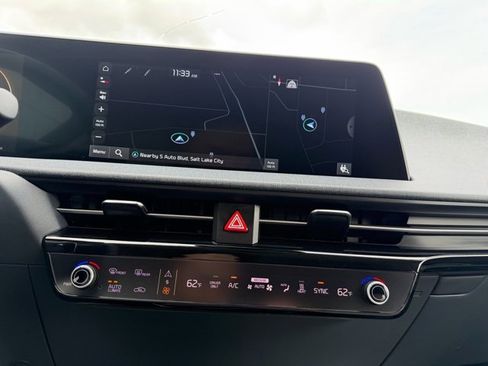 Used 2023 Kia EV6 Wind image 24