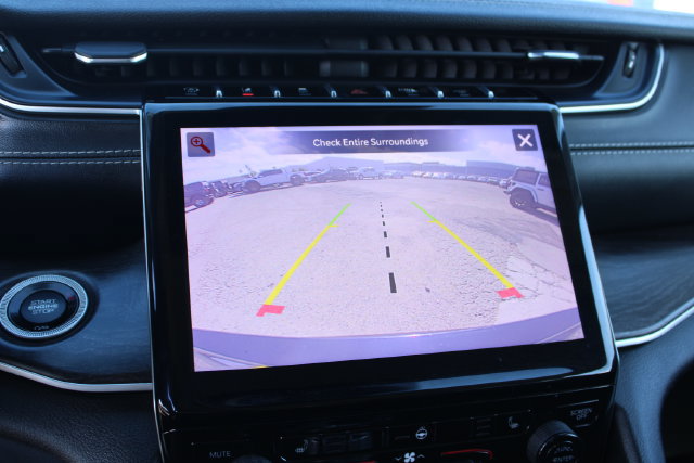 Used 2023 Jeep Grand Cherokee L Limited RWD image 27