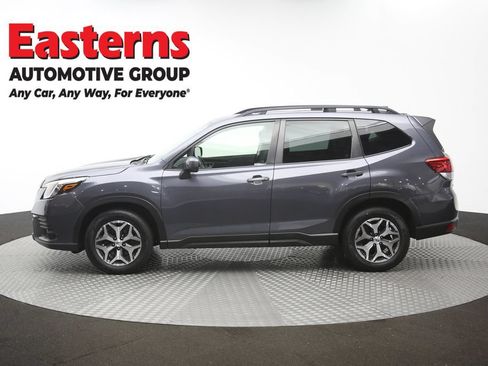 Used 2022 Subaru Forester Premium AWD/4WD image 63