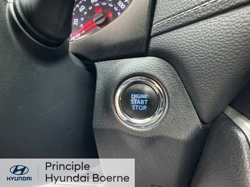 Used 2019 Toyota RAV4 XLE Premium FWD image 27