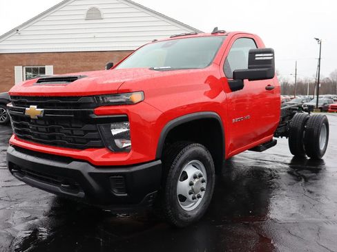 New 2026 Chevrolet Silverado 3500 W/T image 16