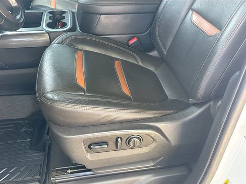 Used 2023 GMC Sierra 2500 AT4 w/ Driver Alert Package I AWD/4WD image 21