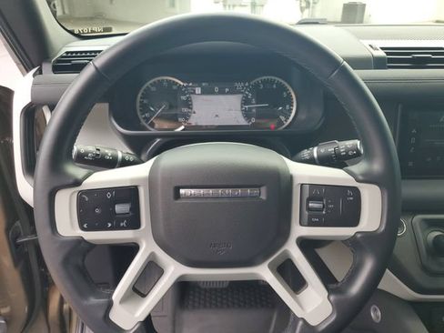 Used 2023 Land Rover Defender 110 SE AWD/4WD image 11