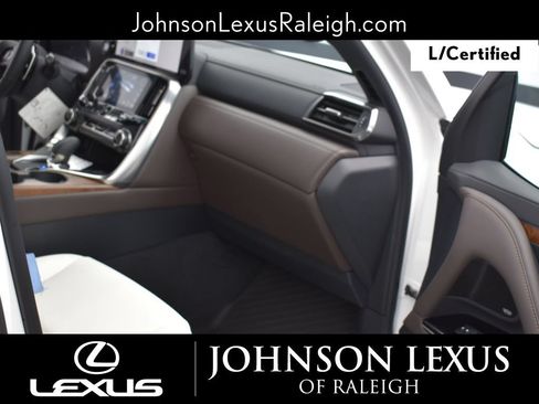 Used 2025 Lexus LX 700h Luxury AWD/4WD image 10