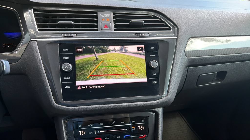 Certified 2022 Volkswagen Tiguan SE FWD image 14