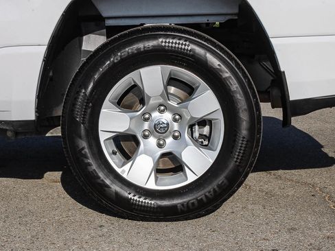 Used 2021 RAM 1500 Big Horn RWD image 10