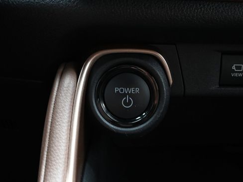 Used 2025 Toyota Grand Highlander AWD Hybrid image 13