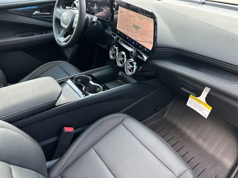 Used 2026 Chevrolet Blazer EV LT image 15