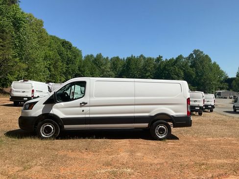 New 2026 Ford Transit 250 Low Roof RWD image 8