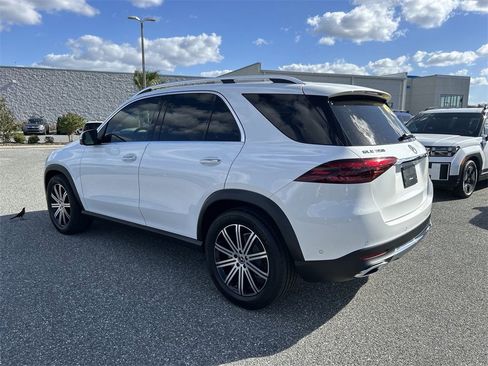 Used 2025 Mercedes-Benz GLE 350 4MATIC image 11