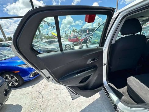 Used 2018 Chevrolet Trax LS FWD image 16