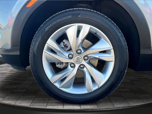 Used 2024 Buick Encore GX Preferred w/ Comfort Package AWD/4WD image 9