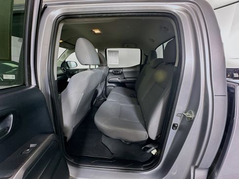 Used 2017 Toyota Tacoma SR5 w/ Tow Package image 25