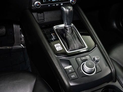 Used 2021 MAZDA CX-5 Touring image 16