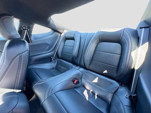 Used 2025 Ford Mustang GT Premium RWD image 29
