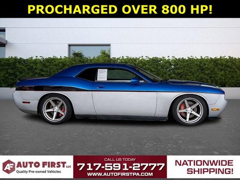 Used 2009 Dodge Challenger SRT8 image 4