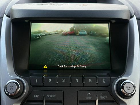 Used 2014 Chevrolet Equinox LTZ FWD image 17