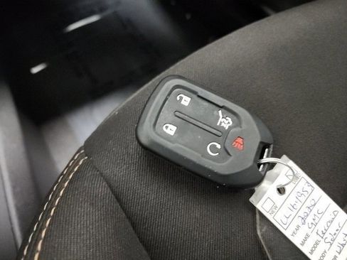 Used 2020 GMC Terrain SLE w/ Driver Convenience Package image 34