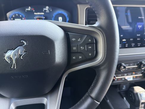 Used 2025 Ford Bronco Outer Banks AWD/4WD image 20