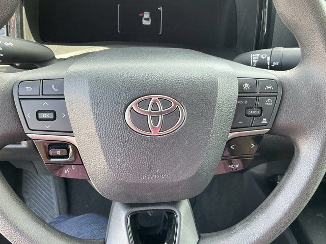 Used 2025 Toyota Camry LE FWD image 25