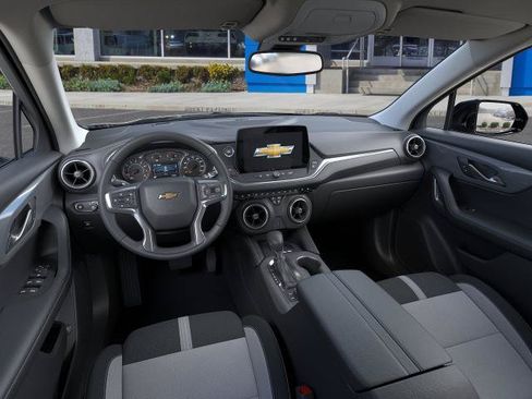 New 2026 Chevrolet Blazer LT w/ Convenience Package FWD image 39