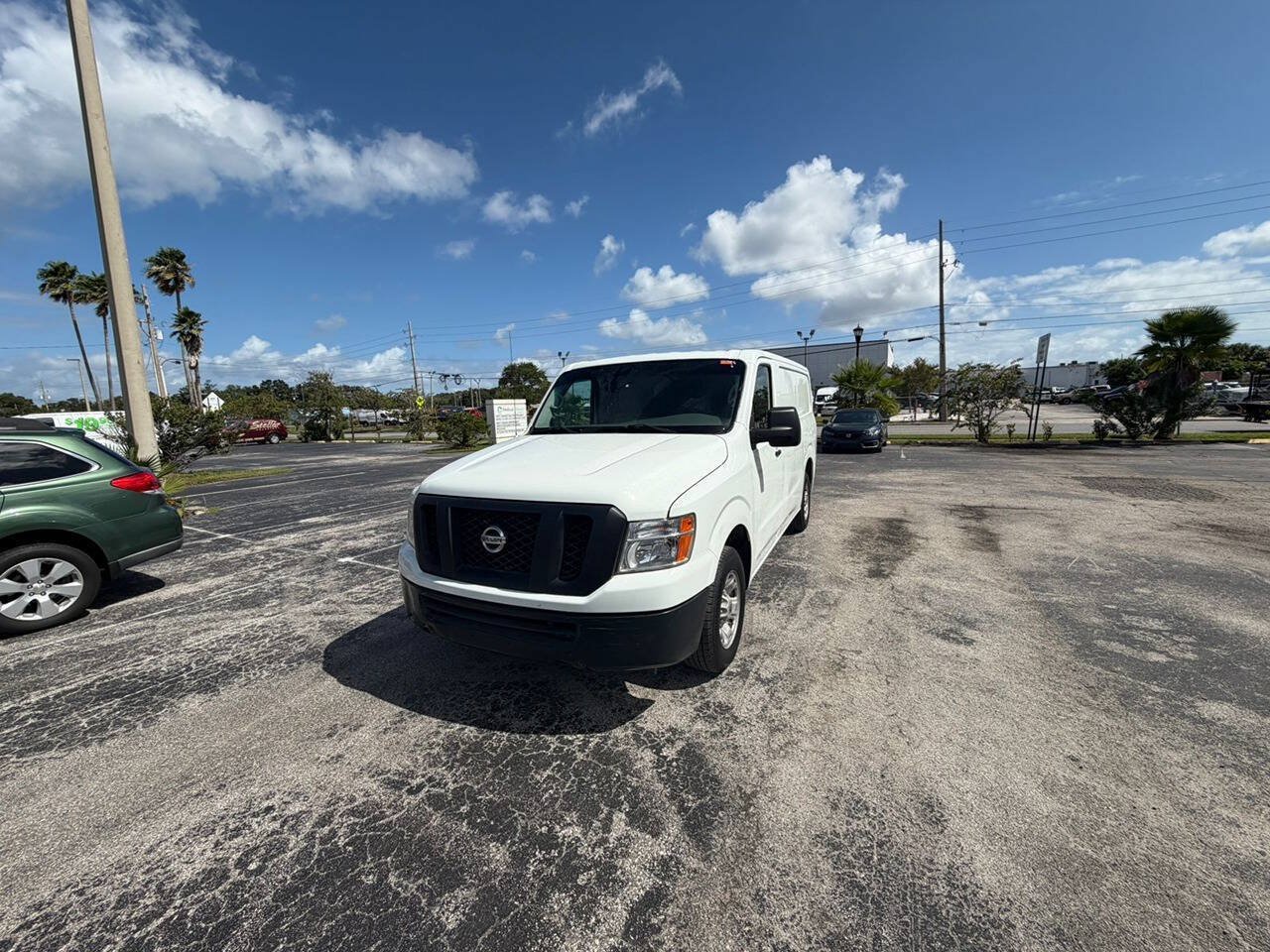 Used 2021 Nissan NV 2500 SV RWD image 1