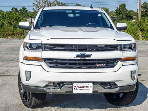 Used 2018 Chevrolet Silverado 1500 LT w/ All Star Edition AWD/4WD image 3