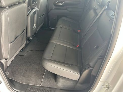 Used 2025 GMC Sierra 1500 SLT RWD image 28