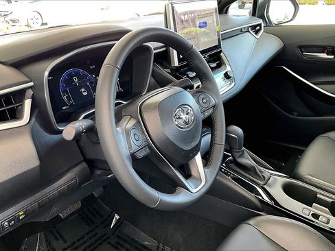 Certified 2025 Toyota Corolla XSE image 17
