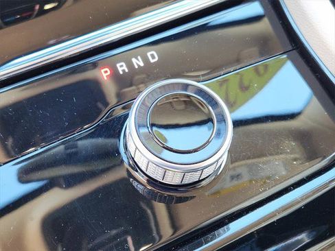 Certified 2022 Jeep Grand Cherokee Limited w/ MOPAR Finishing Package image 26