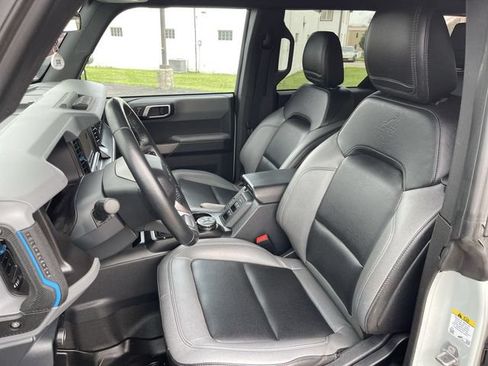 Used 2023 Ford Bronco Black Diamond AWD/4WD image 11