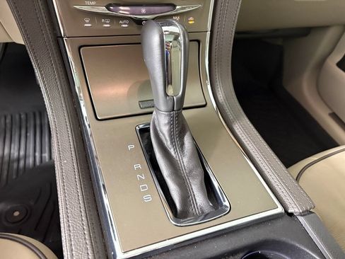 Used 2013 Lincoln MKX FWD image 20