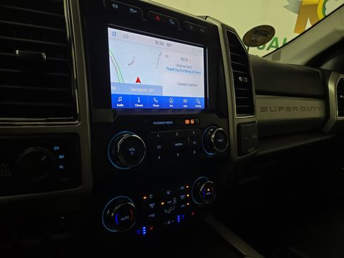 Used 2020 Ford F250 Lariat w/ Tremor Off-Road Package AWD/4WD image 24