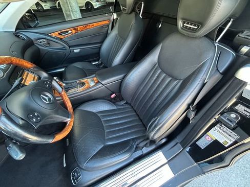 Used 2009 Mercedes-Benz SL 550 SL 550 w/ Premium I Pkg image 19