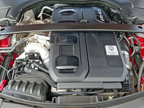 Used 2024 Mercedes-Benz C 43 AMG 4MATIC Sedan image 29