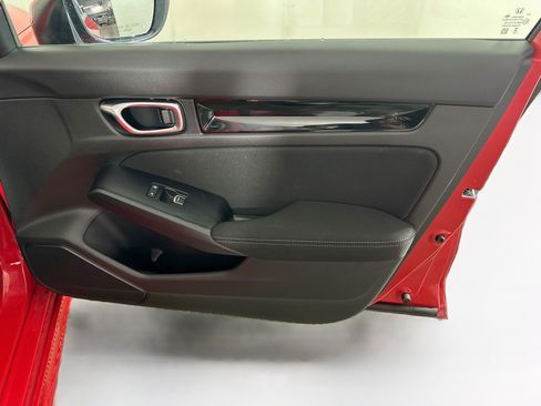 Used 2024 Honda Civic EX image 31