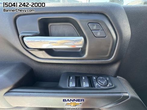 Used 2024 Chevrolet Silverado 2500 Custom w/ Custom Value Package image 18
