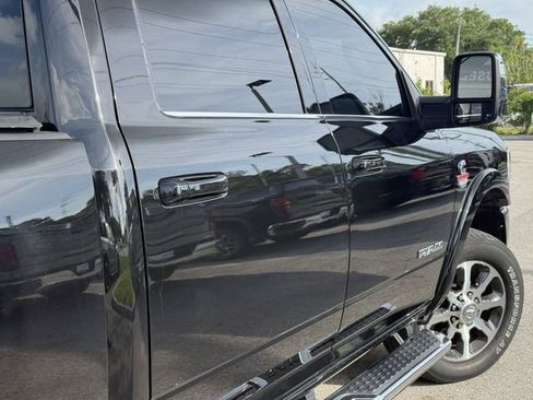 Used 2023 RAM 2500 Limited AWD/4WD image 9