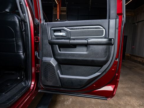 Used 2021 RAM 2500 Big Horn w/ Level 2 Equipment Group image 38