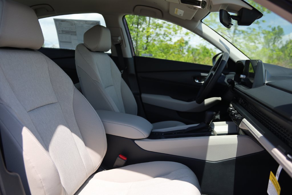 New 2026 Honda Accord LX image 34