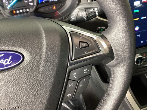 Certified 2024 Ford Edge SEL w/ Convenience Package AWD/4WD image 26