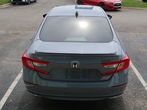 Used 2022 Honda Accord Sport image 10