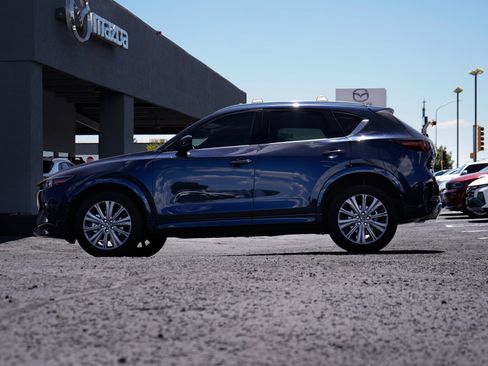Used 2025 MAZDA CX-5 Signature AWD/4WD image 5