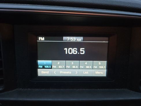 Used 2020 Hyundai Elantra SE image 19